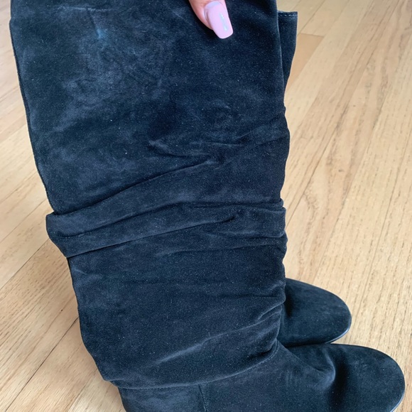 Authentic Burberry Black Suede Knee High Boots - Picture 9 of 16